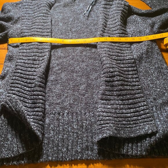 Women's Croft & Barrow Waterfall Cozy Sweater Size Large - Picture 4 of 11